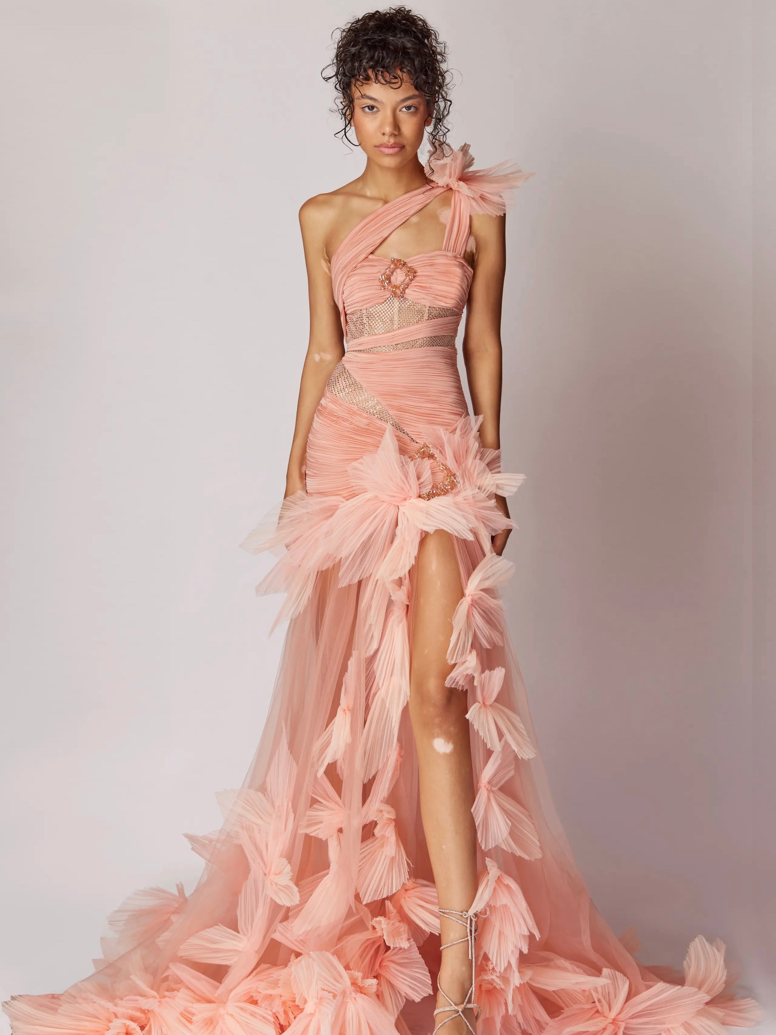 Haleia Aplike Detaylı Tek Omuz Abiye Elbise