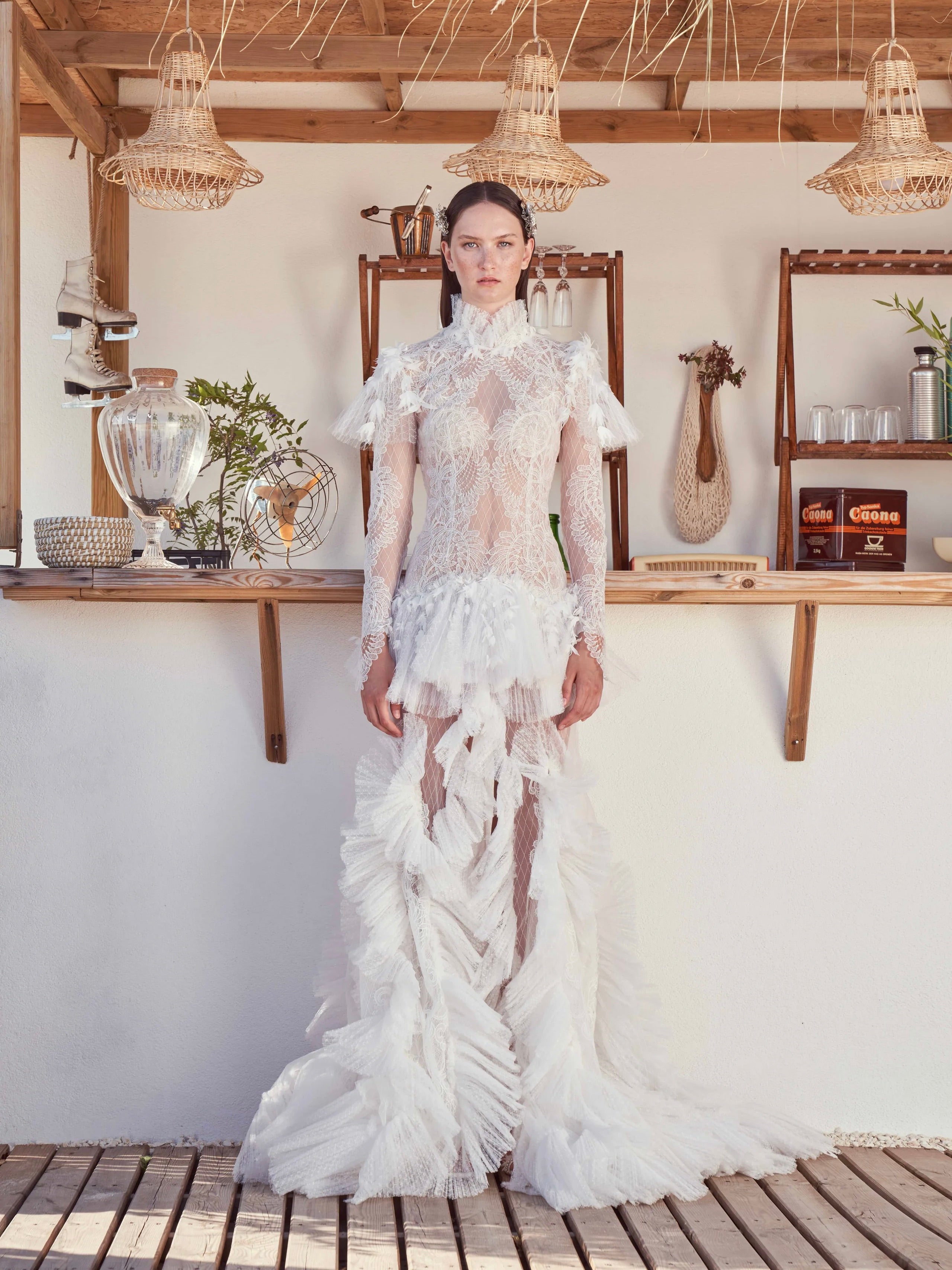 Haleia Çiçek Motifli Dantel Maxi Gelinlik