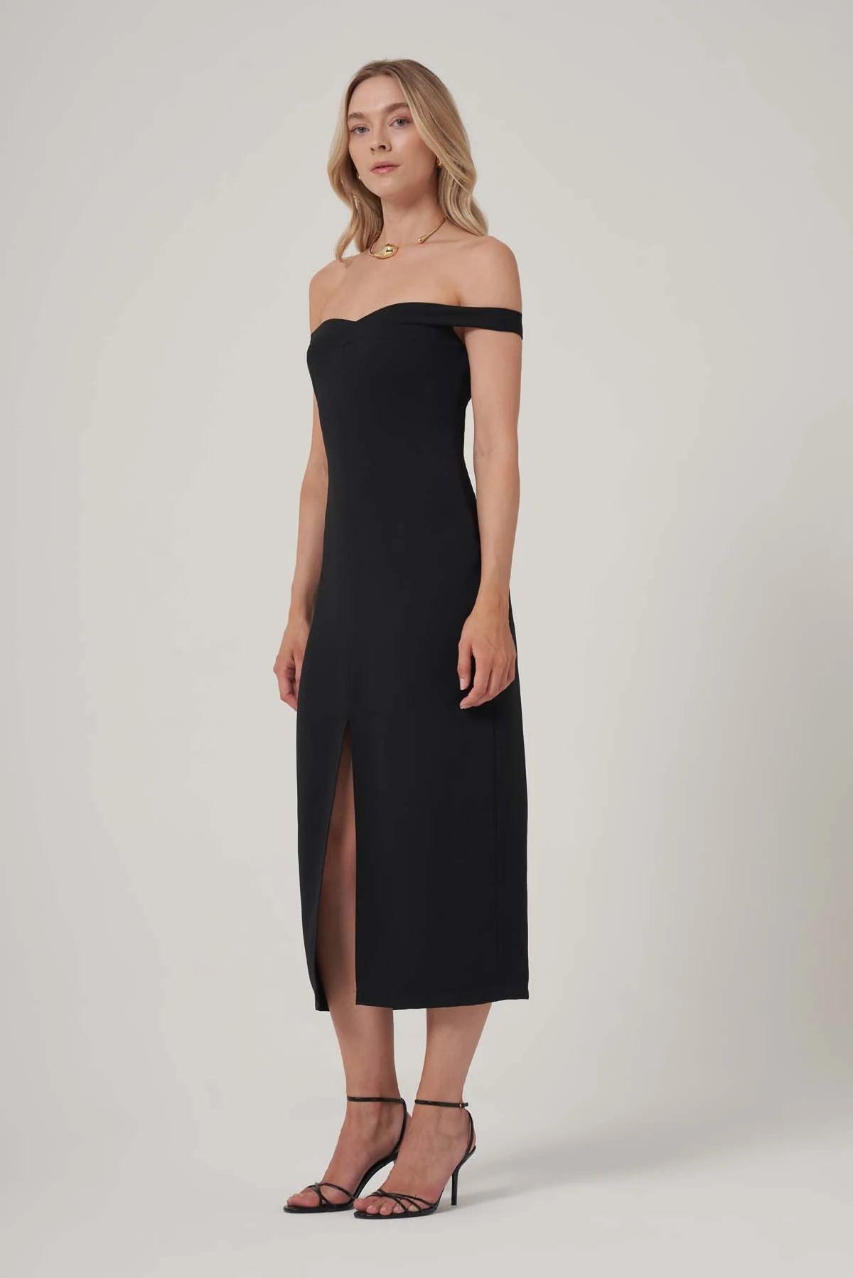 Utopian Omuz Dekolteli Yırtmaçlı Midi Elbise