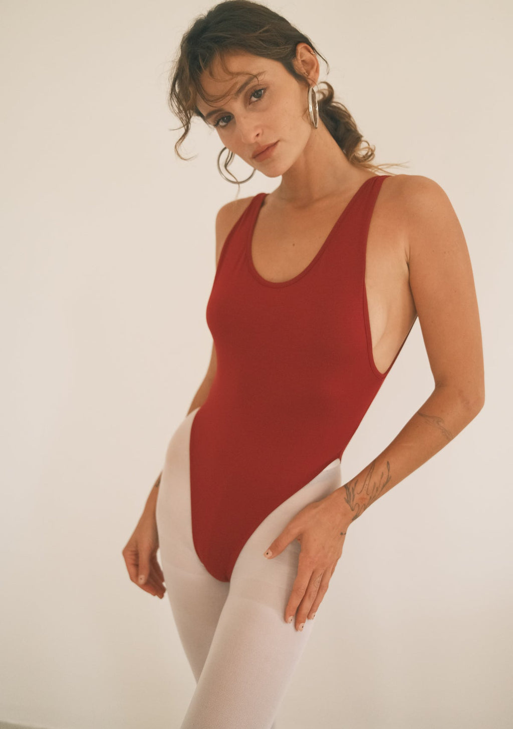 Tiny Bordo Sırt Dekolteli Esnek Bodysuit - Görsel 8